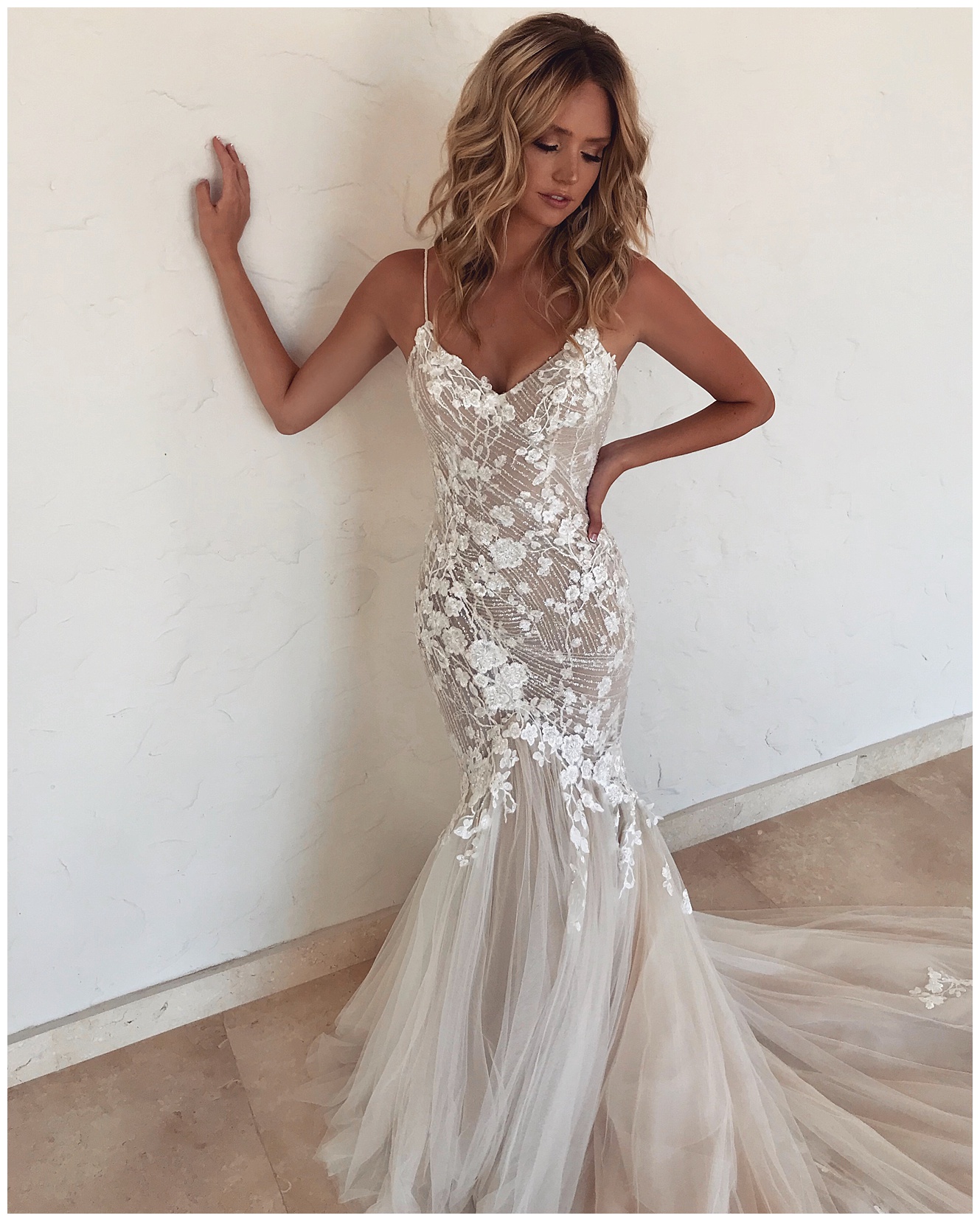 2019 fit and flare wedding dresses