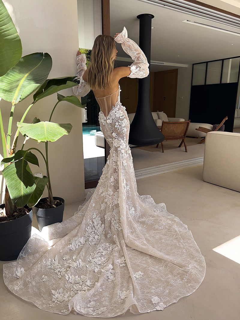 Couture Wedding Gowns by Tom Sébastien | Dimitra's Bridal - Chicago, IL