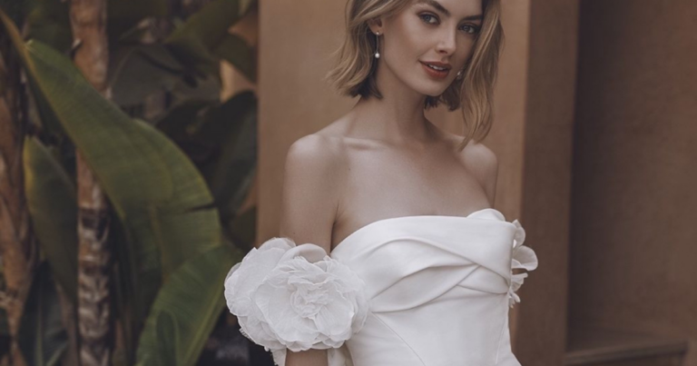 Enzoani Wedding Gown