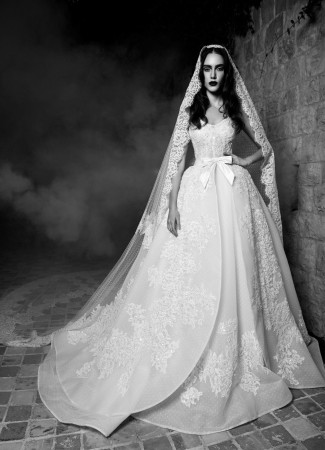 zuhair-murad-tanya-wedding-gown-with-veil-dimitras-bridal-couture